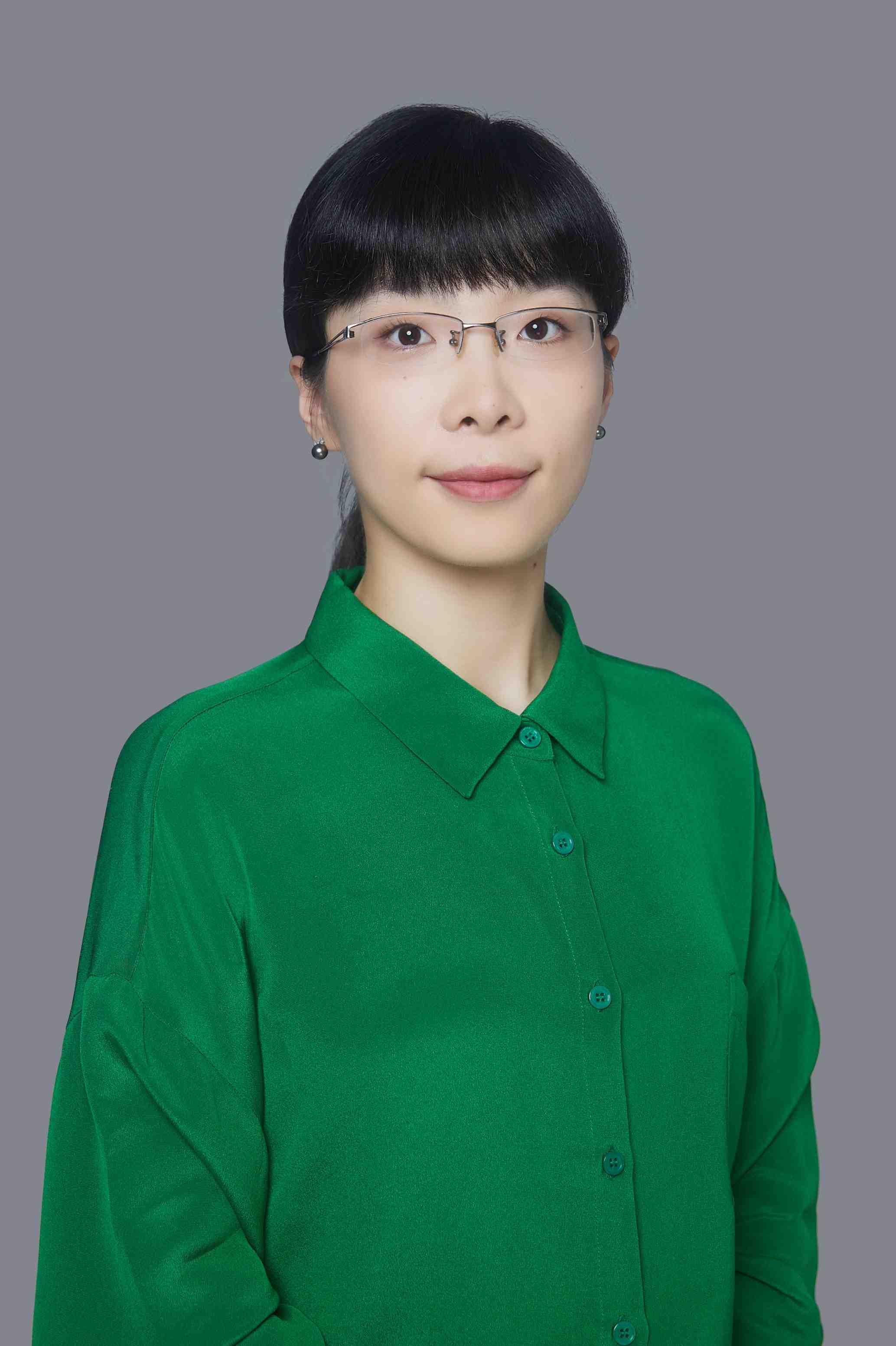 曾妮.jpg